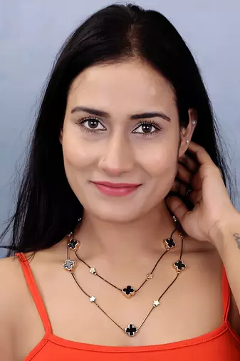 Multi layer/single layer chain pendant for wo  and girls