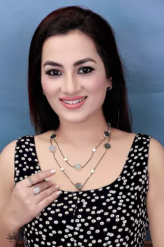 Multi layer/single layer chain pendant for wo  and girls