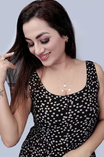   rosegold-plated star shaped cz studded layered chain necklace