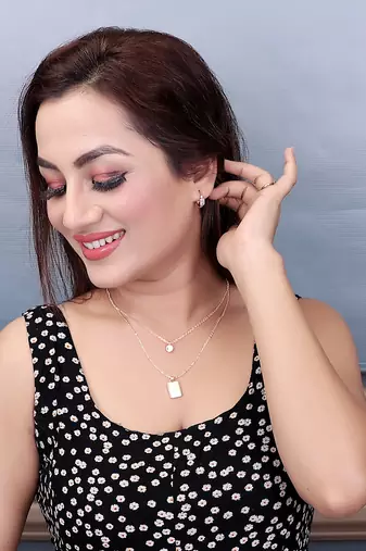   Gold-plated star shaped cz studded layered chain necklace