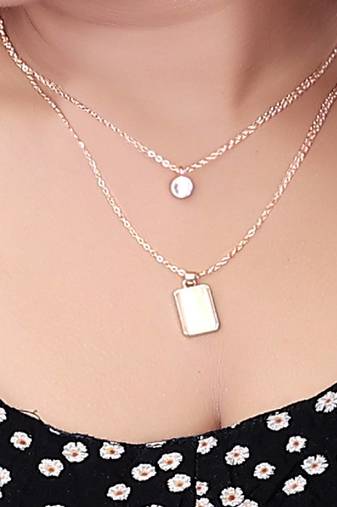   Gold-plated star shaped cz studded layered chain necklace