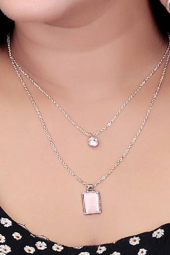 Multi layer/single layer chain pendant for wo  and girls
