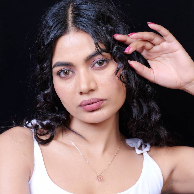   rosegold-plated star shaped cz studded single chain necklace