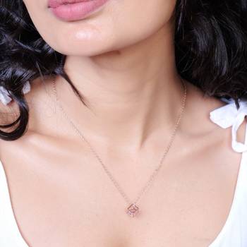   rosegold-plated star shaped cz studded single chain necklace 1