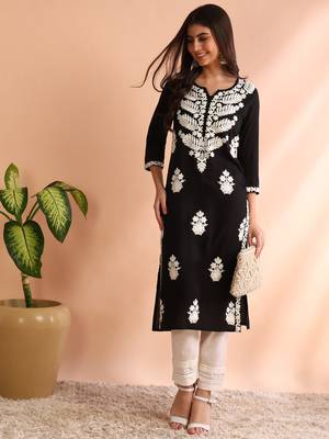 women black rayon solid embroidered straight kurta 2