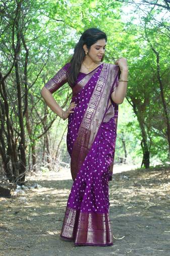 Women Purple Silk Kanjivaram Saree Woven Zari Border Rich Pallu Saree With Blouse For Women