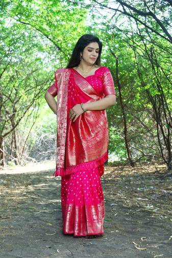 Women Rani Pink Silk Kanjivaram Saree Woven Zari Border Rich Pallu Saree With Blouse For Women