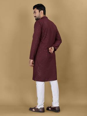 Maroon embroidered rayon straight kurta 2
