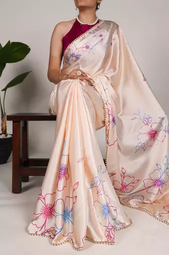Women'S Softy Silk With Floral Print Saree And Blouse Piece