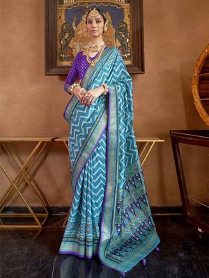 Elora Soft Silk Chevron Pattern With Foil Printed Patola Saree (Aqua Blue) 1