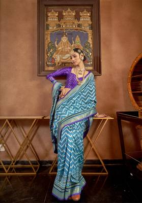Elora Soft Silk Chevron Pattern With Foil Printed Patola Saree (Aqua Blue) 3
