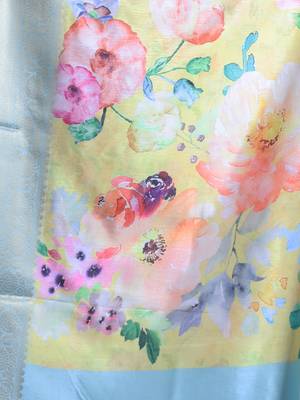 Cream floral print silk soft saree with zari border 4