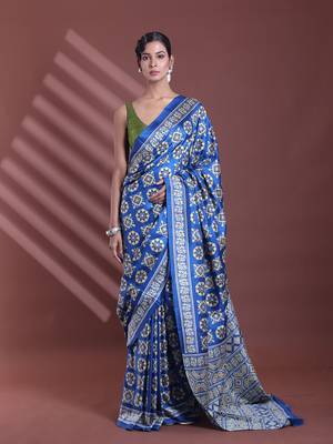 Blue silk soft saree with texture print 1