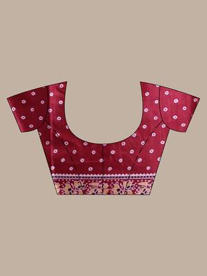 Dark red silk soft saree with texture print 5