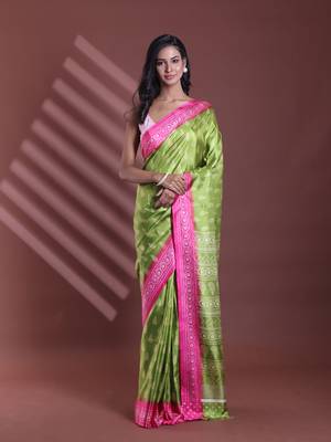 Green silk soft saree with paisley print 1
