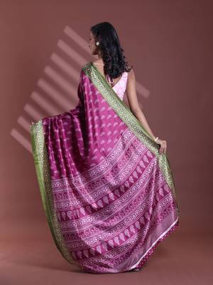 Burgundy silk soft saree with paisley print 3