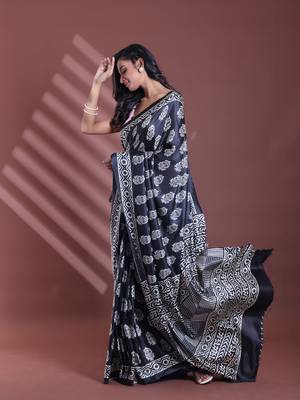 Black silk soft saree with paisley print 2