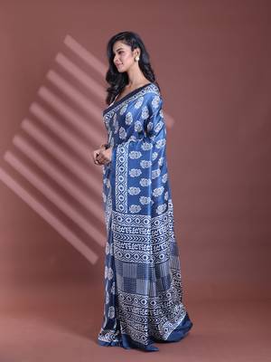 Blue silk soft saree with paisley print 2