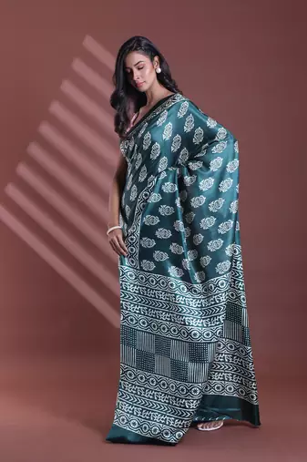 Green silk soft saree with paisley print