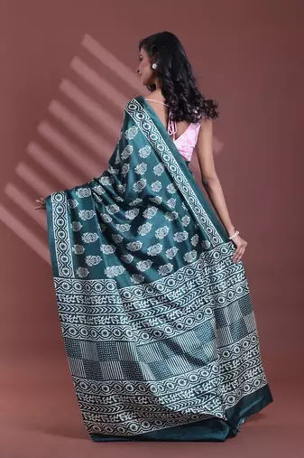 Green silk soft saree with paisley print