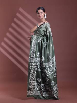 Fern green silk soft saree with texture print 2