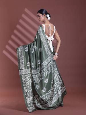 Fern green silk soft saree with texture print 3