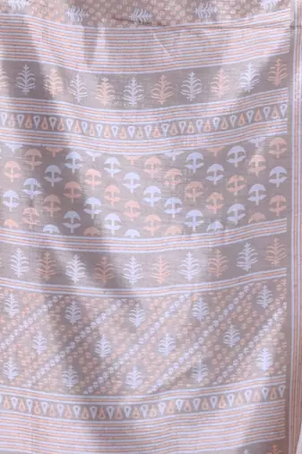 Ecru silk soft saree with texture print