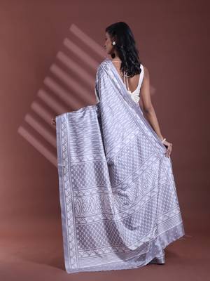 Steel grey silk soft saree with abstract print 3