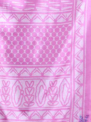 Pink silk soft saree with texture print 4