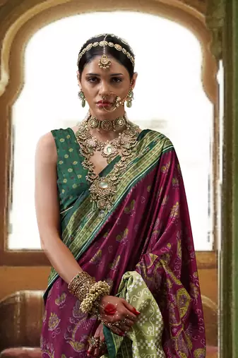 Elora Soft Silk Woven Designer Saree (Berry Magenta)