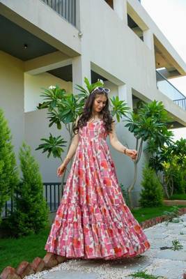 Pink Muslin Printed Maxi Suit Set 3