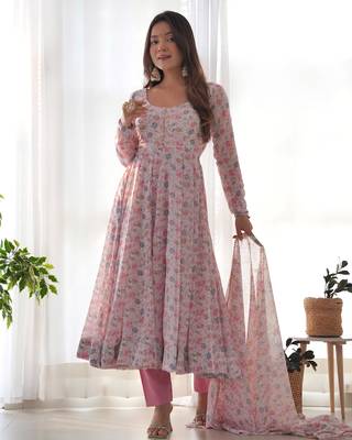 Chiffon Floral Print Fabric Padded Side Zipper Attached Fully Flair Anarkali Kurti Dupatta And Pent 1