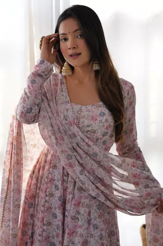 Chiffon Floral Print Fabric Padded Side Zipper Attached Fully Flair Anarkali Kurti Dupatta And Pent