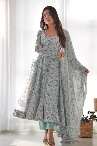 Chiffon Floral Print Fabric Padded Side Zipper Attached Fully Flair Anarkali Kurti Dupatta And Pent