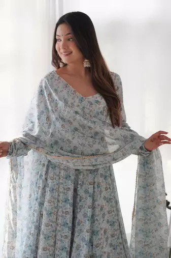 Chiffon Floral Print Fabric Padded Side Zipper Attached Fully Flair Anarkali Kurti Dupatta And Pent