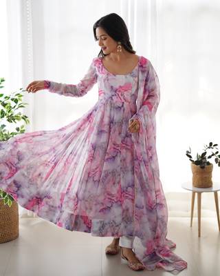Soft Organza Silk Fabric Fully Flair Kali Pattern With Canvas Patta Attached Padded And Zipper Gown Dupatta And Pent 4