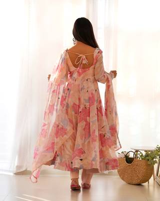 Fox Georgette Multi Floral Print Fabric Fully Flair Anarkali With Dupatta Pent 2