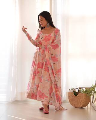 Fox Georgette Multi Floral Print Fabric Fully Flair Anarkali With Dupatta Pent 4