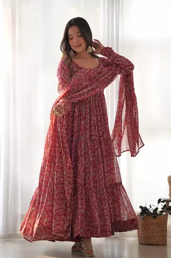 Soft Fox Georgette Kalamkari Print Fabric Fully Flair Anarkali Kurti With Dupatta And Pent