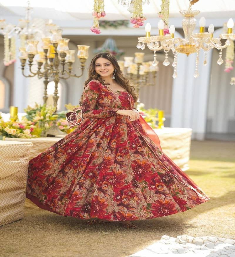 Heavy rayon digital prints with 3/4 sleeves dupatta: organza fabric with fancy lace??