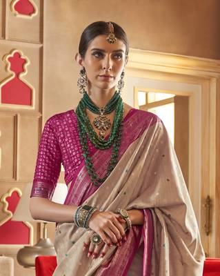 Elora Soft Silk Printed Patola Saree For Women (Beige) 4