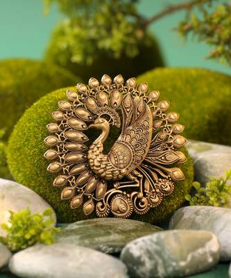 Dancing Peacock Brooch 2