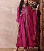 women pink silk blend solid embroidered a-line kurta trouser with dupatta