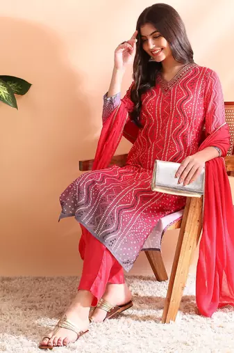 women red rayon blend bandhani printed straight kurta trousers with dupatta