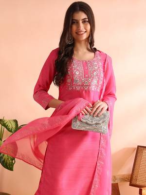 women pink silk blend solid embroidered straight kurta trousers with dupatta 2
