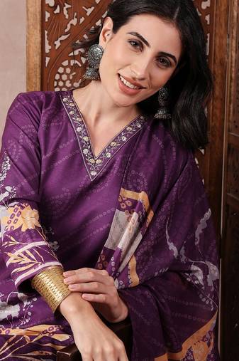 women purple rayon blend floral printed straight kurta trouser with dupatta