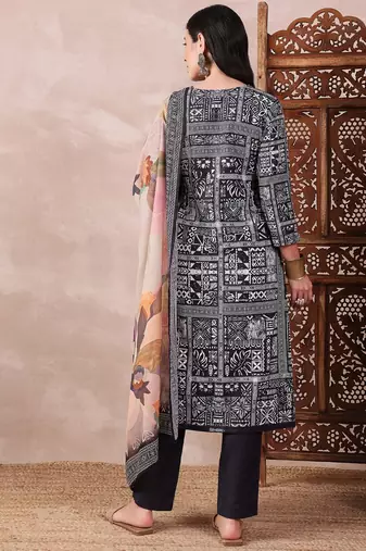 women black rayon blend geometric printed straight kurta trouser with dupatta