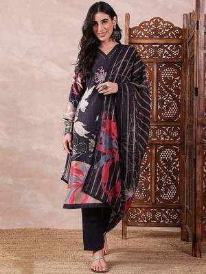 women black rayon blend floral printed straight kurta trouser with dupatta 1