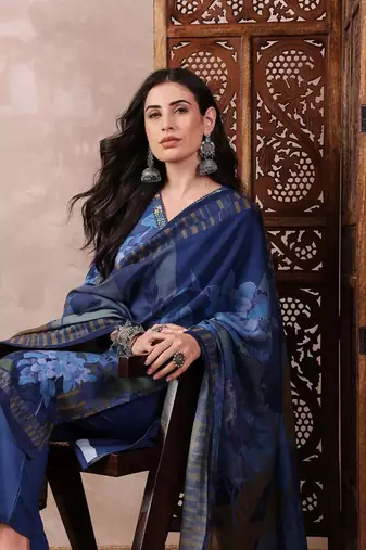 women blue rayon blend floral printed straight kurta trouser with dupatta