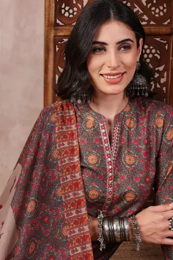 women green rayon blend floral printed straight kurta trouser with dupatta